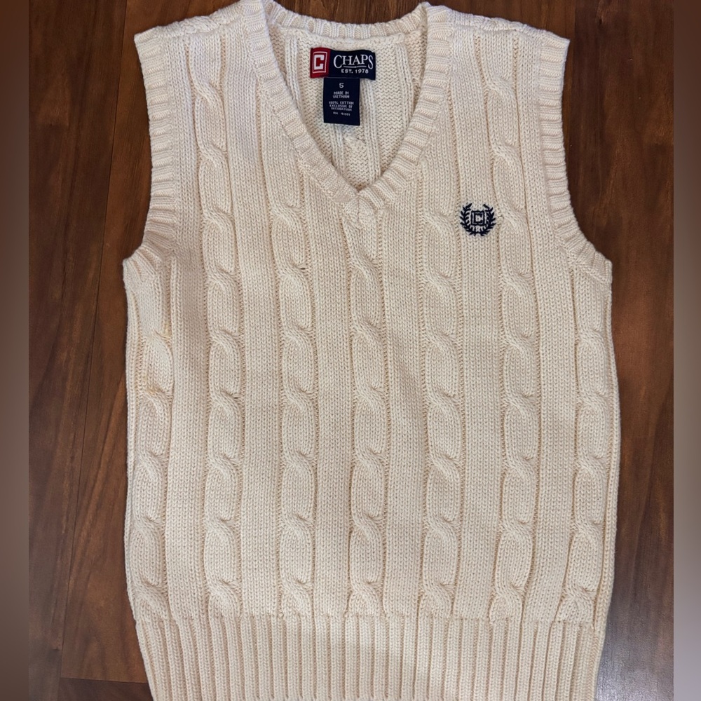CHAPS Boys’ Sweater Vest